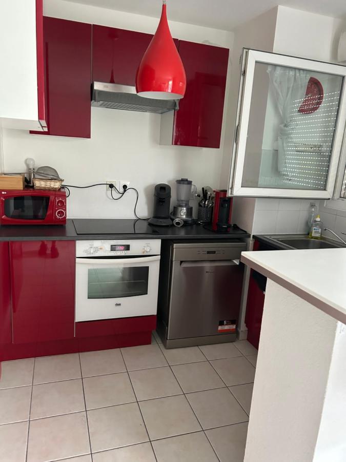 Appt Montpellier 2 Chambres Et 10 Minutes Des Plages Exterior photo